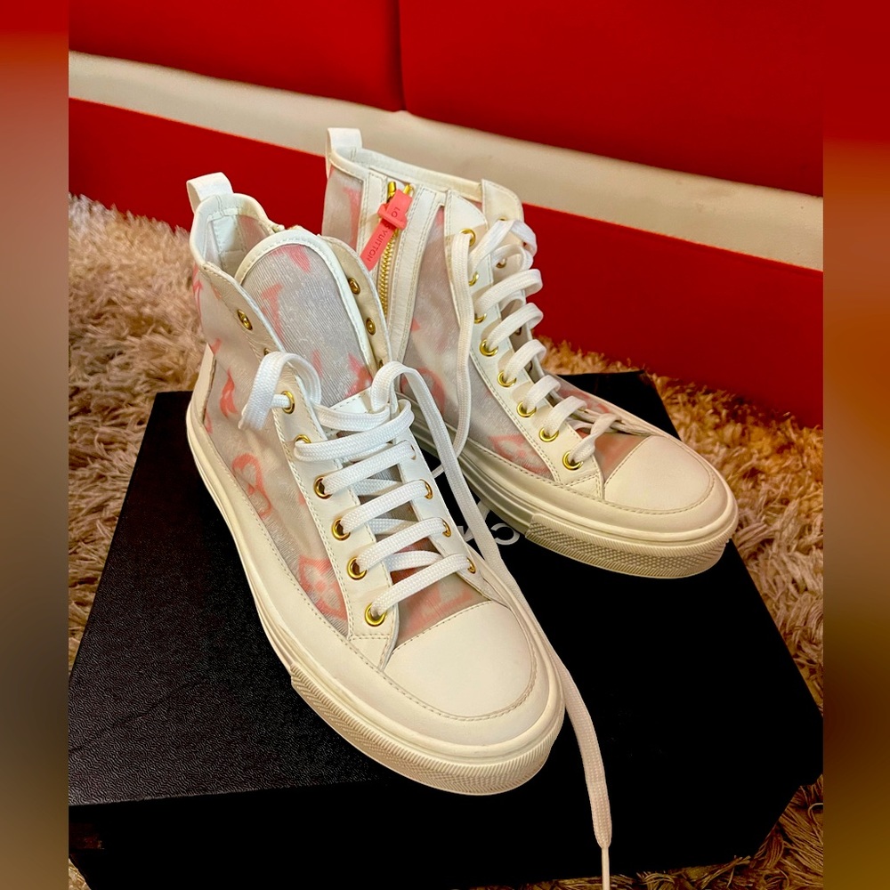Aut Louis Vuitton Technical Fabric Calfskin Monogram Printed Stellar Sneaker